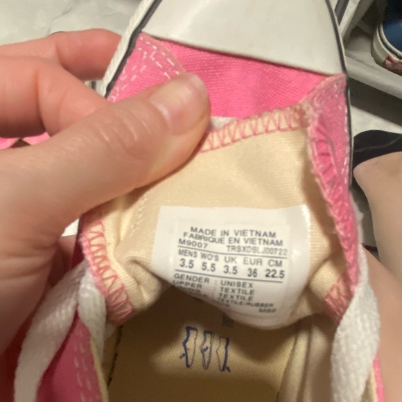 Converse - Picture 5 of 5